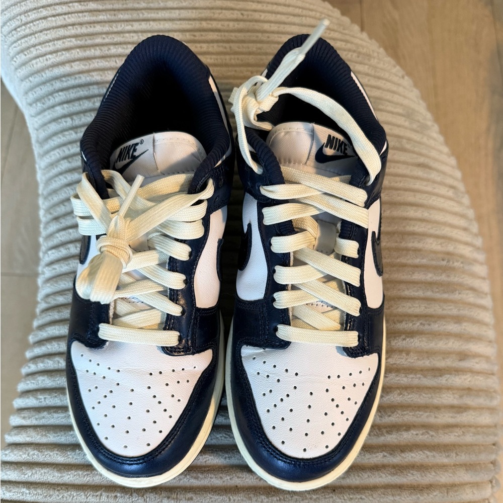 Nike Athletic Shoes Navy and White